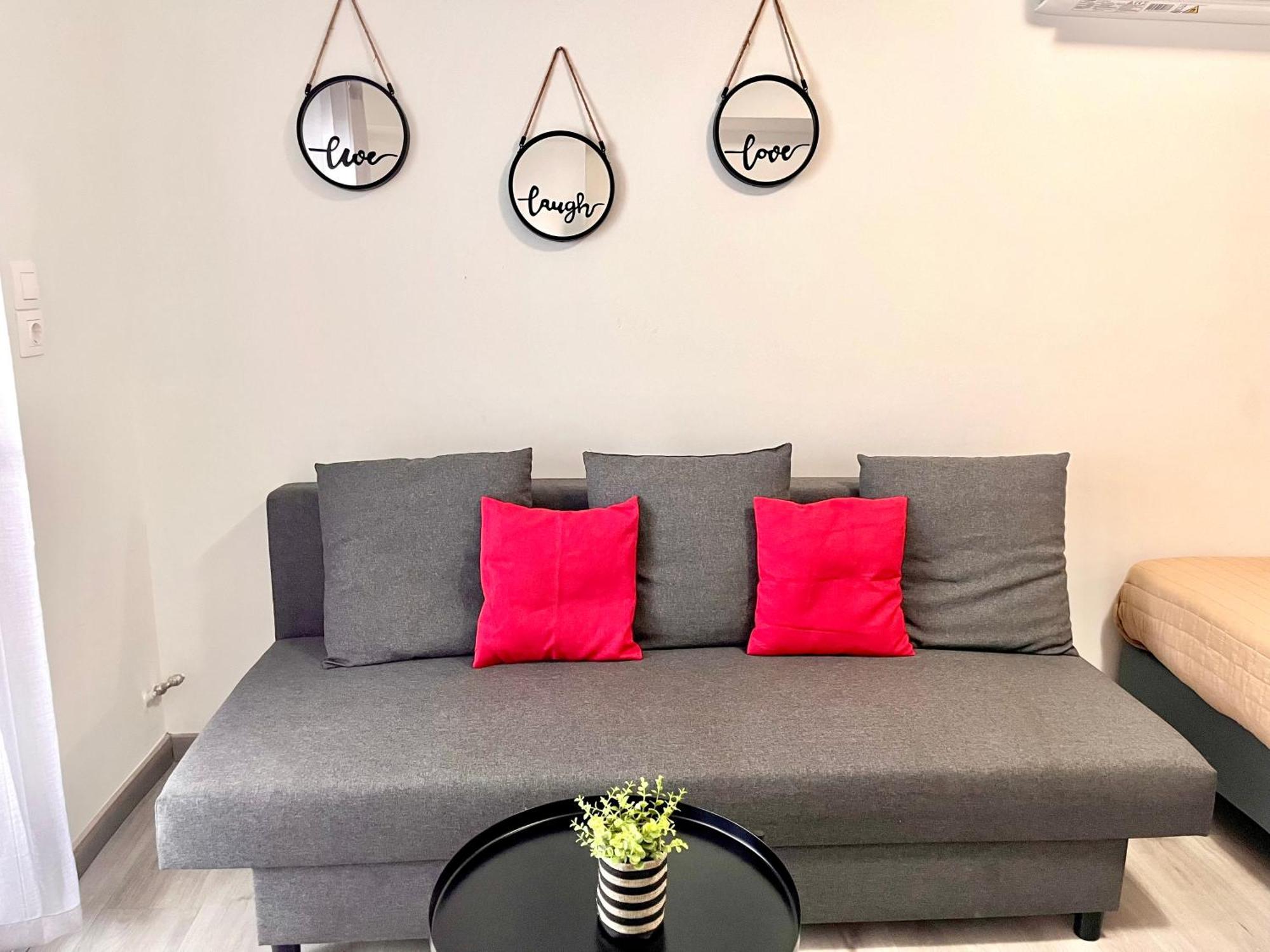 Elvita Apartments 4 เอเธนส์ ภายนอก รูปภาพ