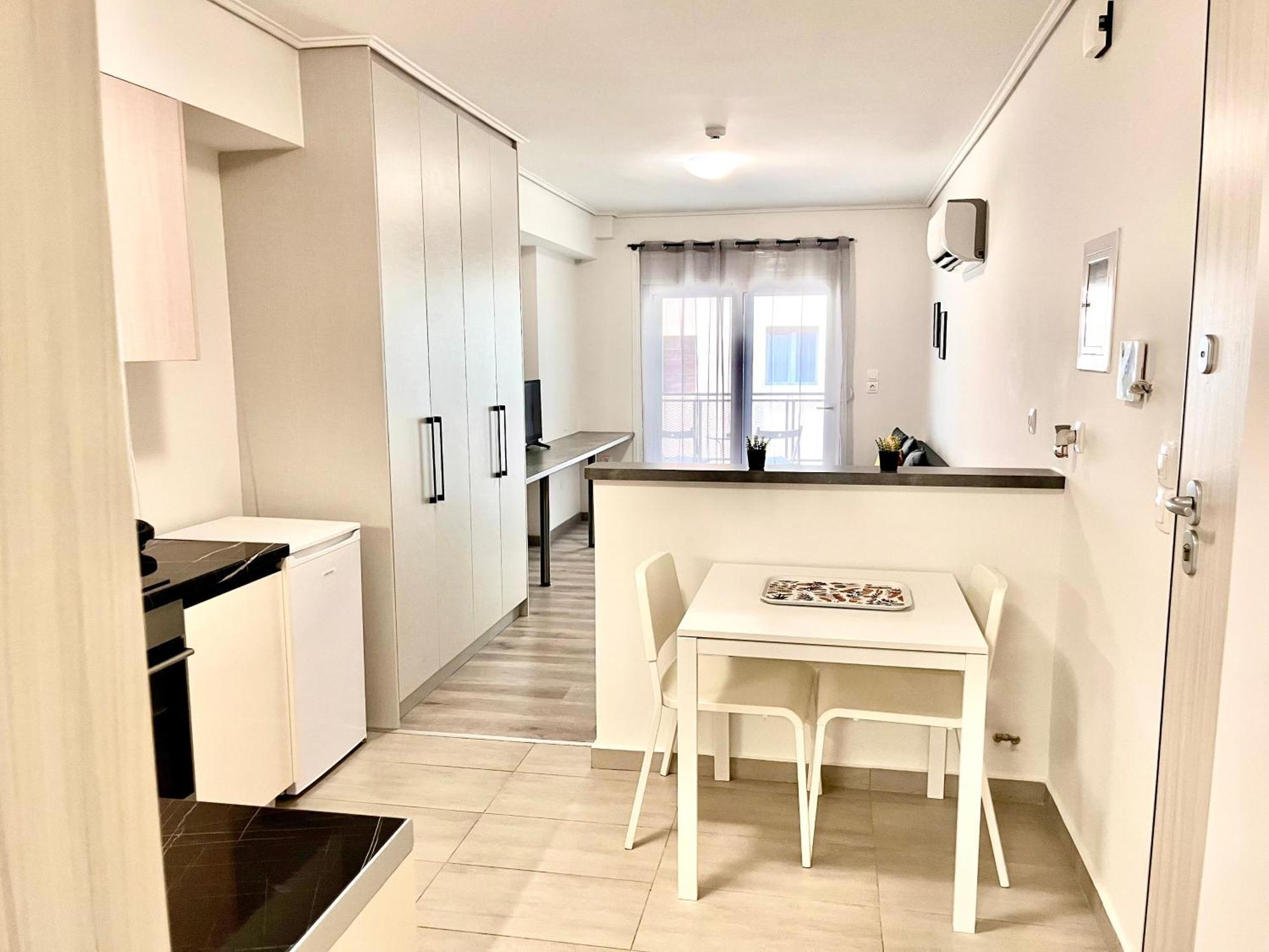 Elvita Apartments 4 เอเธนส์ ภายนอก รูปภาพ
