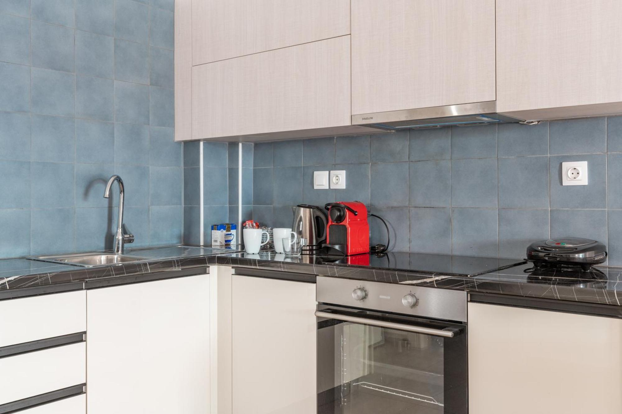 Elvita Apartments 4 เอเธนส์ ภายนอก รูปภาพ