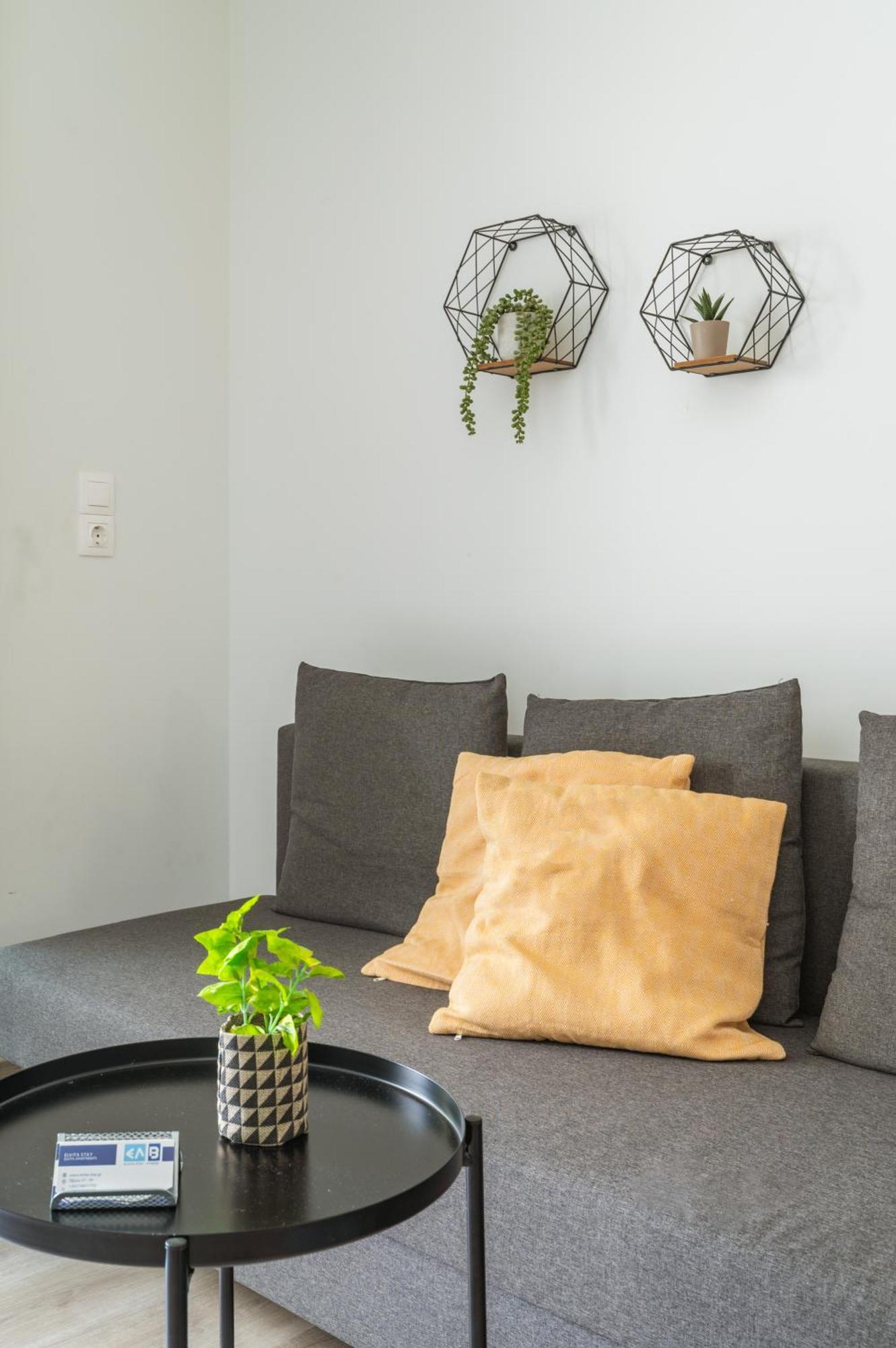Elvita Apartments 4 เอเธนส์ ภายนอก รูปภาพ